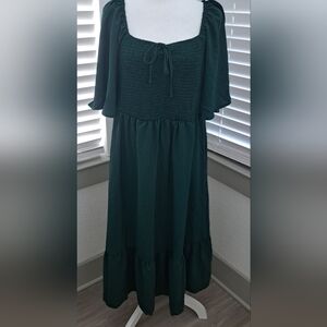 Elegant Green Maxi Dress